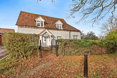 2 bedroom detached house for sale, Amersham Road, High Wycombe HP13