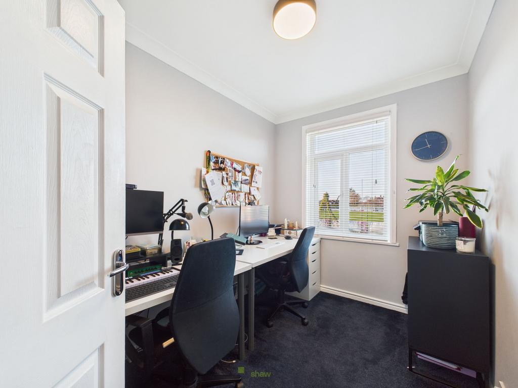 Office/Bedroom 3
