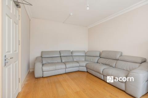 undefined, Chestnut Close Gravesend DA11