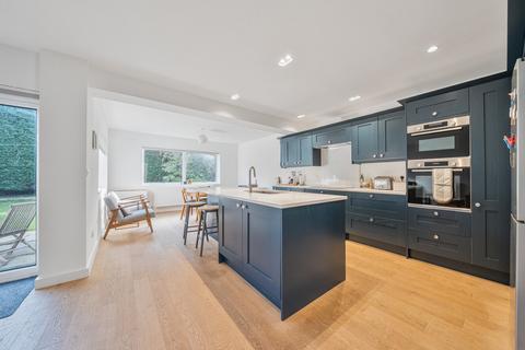 Rosemount Drive, Bromley, BR1