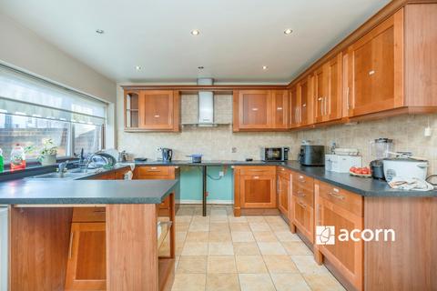 undefined, Chestnut Close Gravesend DA11