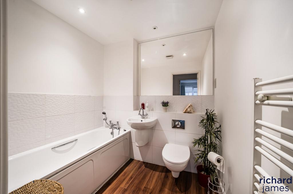 2bf69fb7858d460b926d46df7153889e