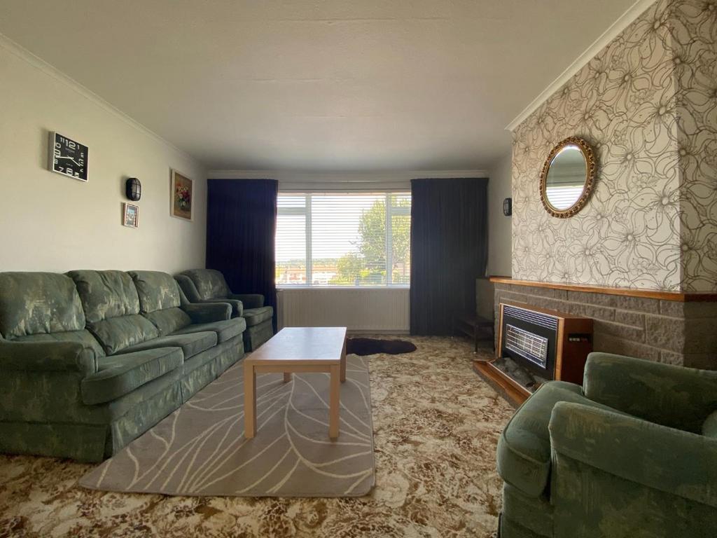 Living room.jpeg