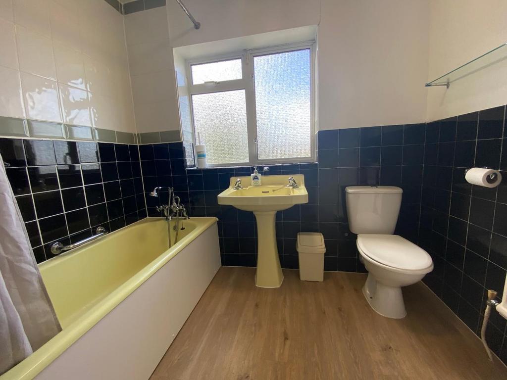 Bathroom.jpeg