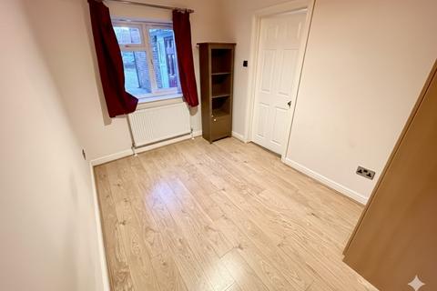 undefined, Maulden Close, Luton, Bedfordshire, LU2 9HW