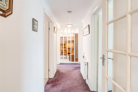 2 bedroom flat for sale, Mulberry Court, Goring Road, Goring-by-Sea, Worthing, BN12