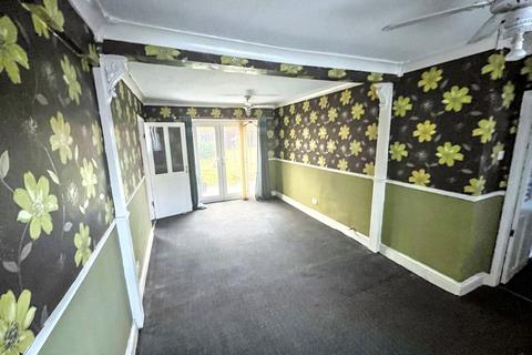 4 bedroom semi-detached house for sale, Greenhow Road, Berwick Hills, Middlesbrough, North Yorkshire, TS3 7QZ