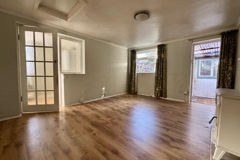 1 bedroom flat for sale, Littlehampton BN17