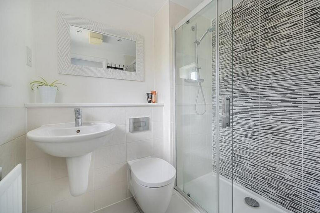 Ensuite Shower Room