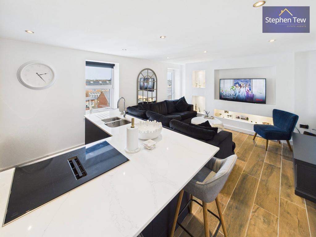 Lounge/Kitchen
