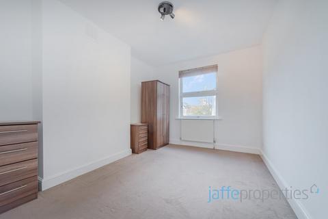 2 bedroom duplex to rent, Glengall Road, London, NW6