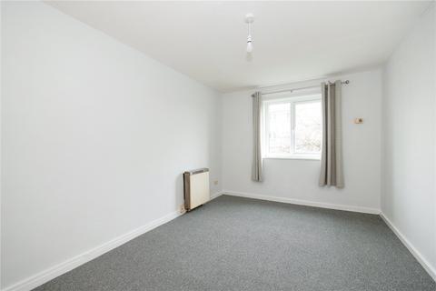 3 bedroom flat for sale, Hoyle Court Drive, Shipley BD17