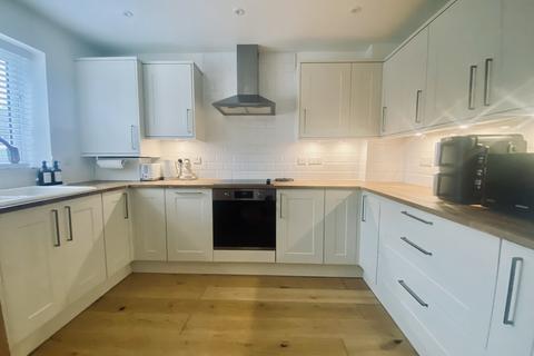 3 bedroom semi-detached house for sale, Alvington Manor View, Newport,