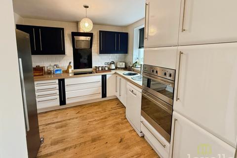 4 bedroom detached house for sale, Beverley Grove, North Hykeham LN6