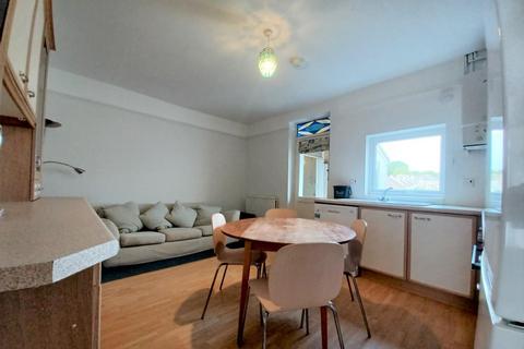 undefined, West Avenue, Somerset BA2