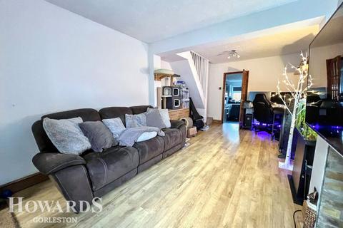 2 bedroom terraced house for sale, Fredrick Road, Gorleston