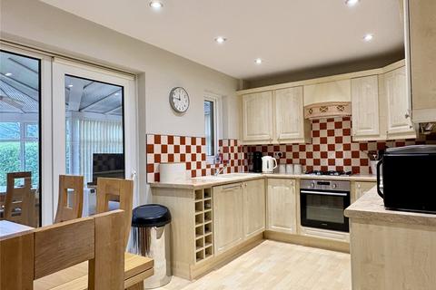 3 bedroom detached house for sale, Warren Lane, Oldham, Greater Manchester, OL8