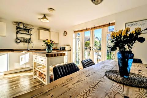 undefined, Gilbert White Close, Bordon GU35