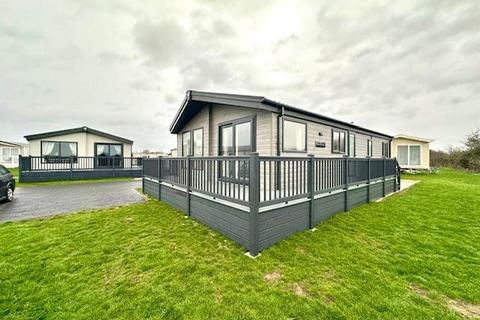 2 bedroom park home for sale, Dovercourt Holiday Park
