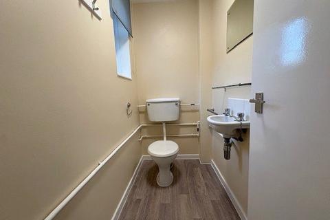3 bedroom semi-detached house to rent, Parsons Close, Arborfield, Reading, RG2