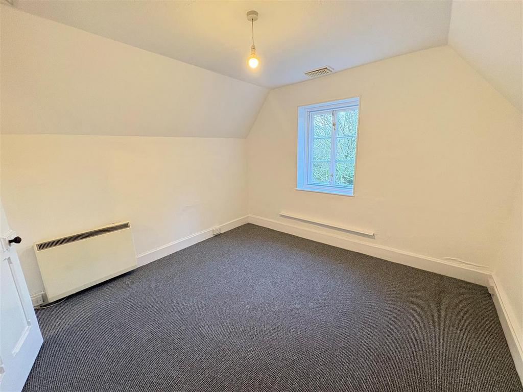 Bedroom culver.jpg