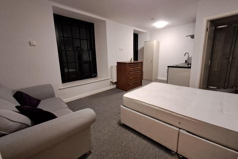 Studio to rent, Pembroke House, - Spring Gardens, Haverfordwest