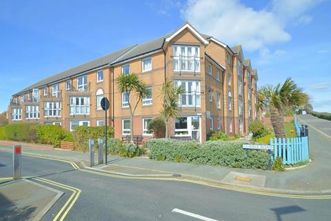 2 bedroom ground floor flat for sale, CLOSE TO CLIFF PATH * LAKE