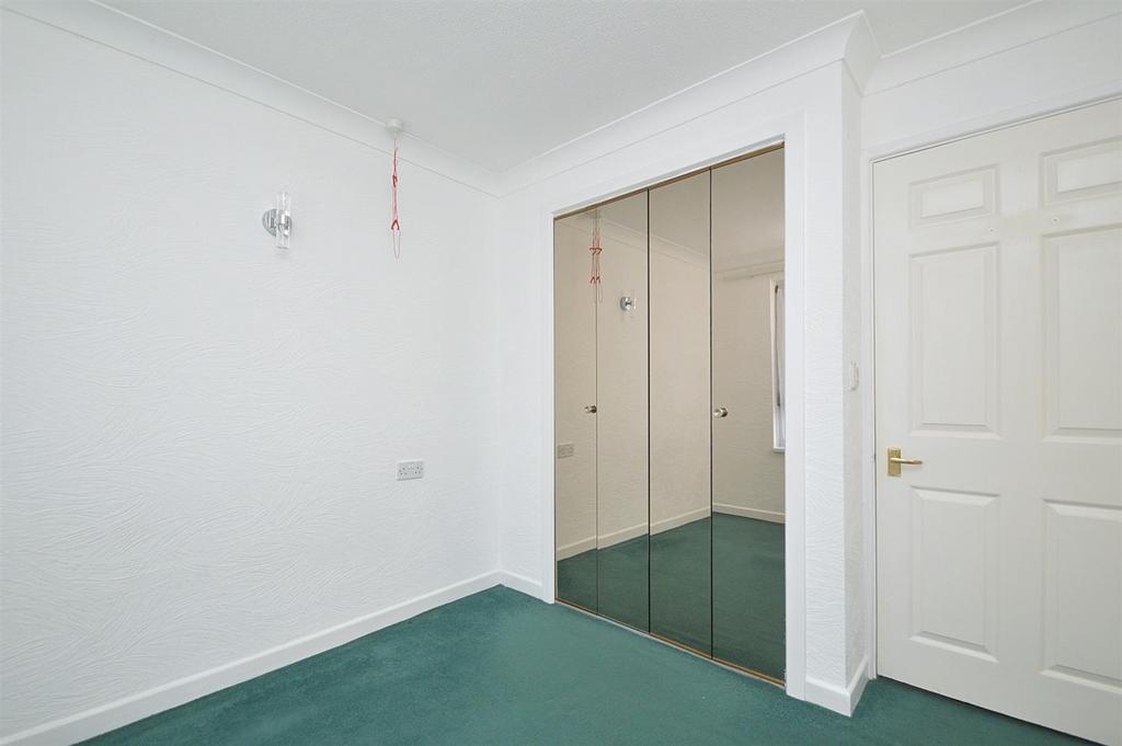 Resized Bed2b.jpg