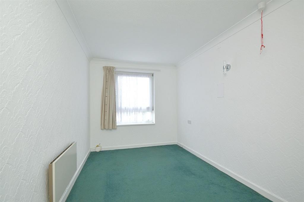 Resized Bed1a.jpg