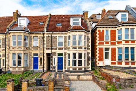 6 bedroom semi-detached house to rent, Cromwell Road, Bristol BS6