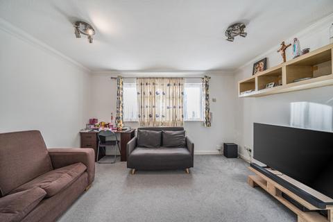 2 bedroom apartment for sale, Curtis Close, Mill End, Rickmansworth