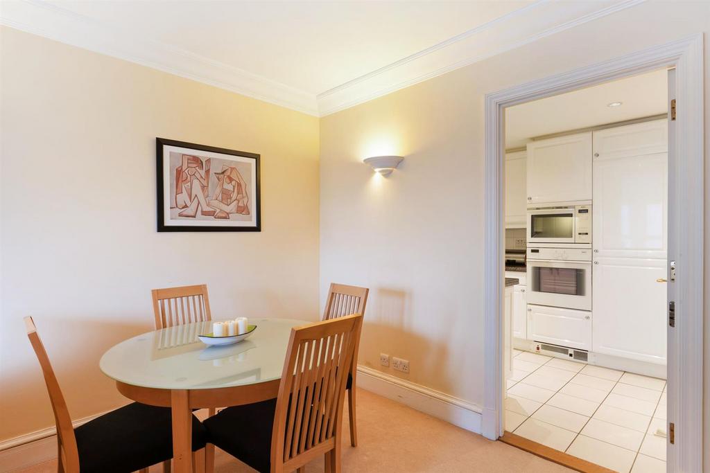 98934 Flat 609 Regent Court 29 A Wrights Lane (11) 