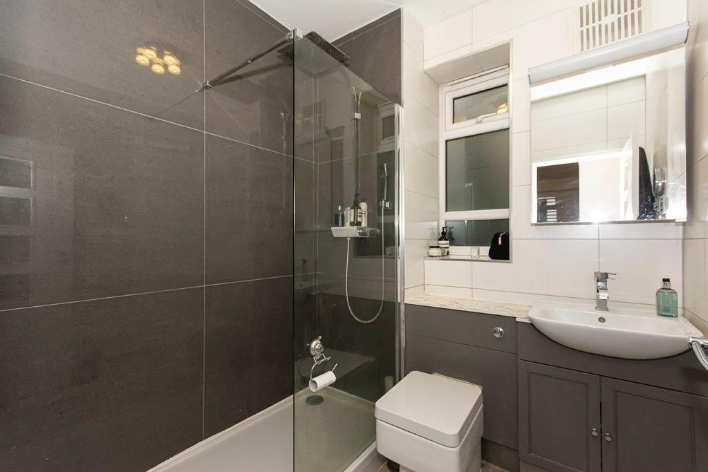 Lrb6 PQi S1p Nh Fk UN3 Qif INAljko.jpg