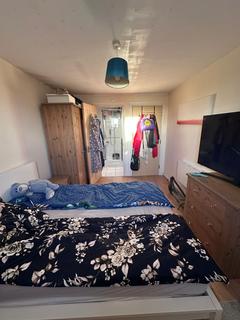 undefined, Feltham TW14