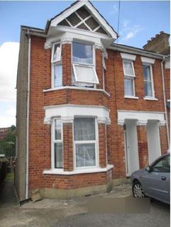 6 bedroom semi-detached house to rent, 25 Roberts Road, High Wycombe, HP13