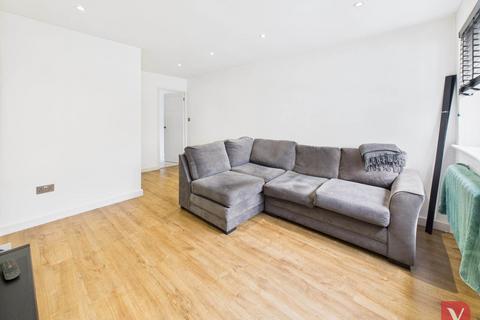 1 bedroom flat to rent, Renshaw Close, Luton LU2