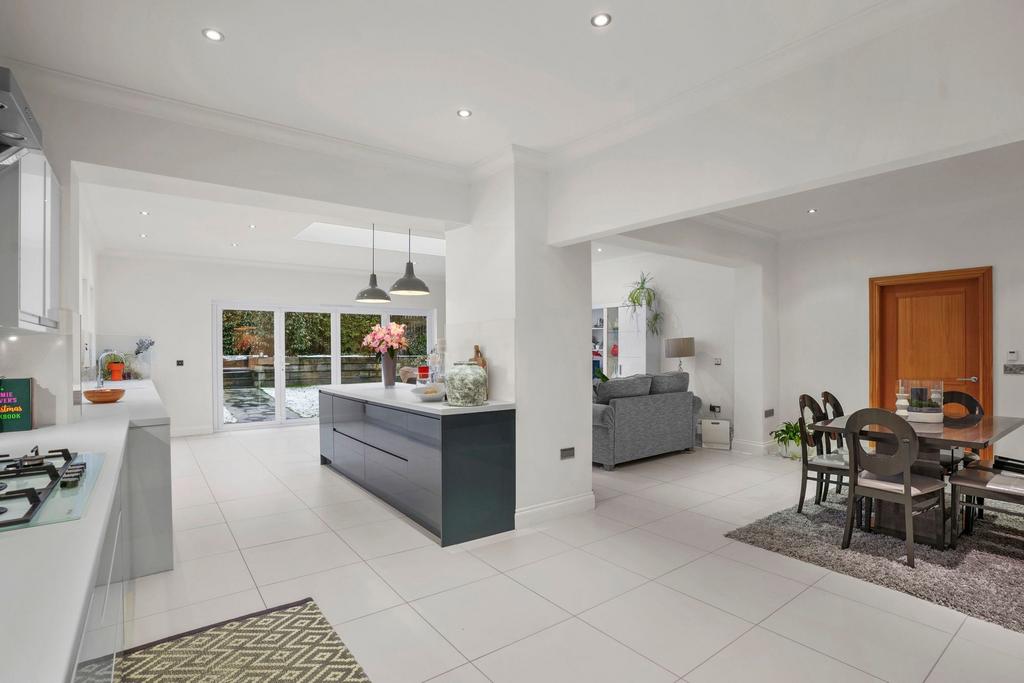 Lounge/Kitchen/Dining Room