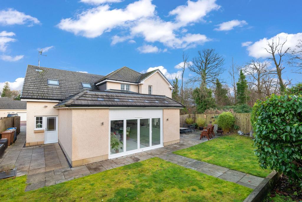 Rear View/ Garden