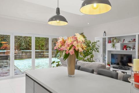 undefined, Sandilands Gardens, Bathgate, EH48