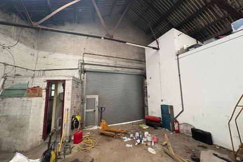 Industrial unit to rent, 93-101 Gorgie Rd Edinburgh EH11 1TE