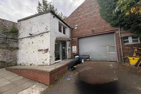 Industrial unit to rent, 93-101 Gorgie Rd Edinburgh EH11 1TE