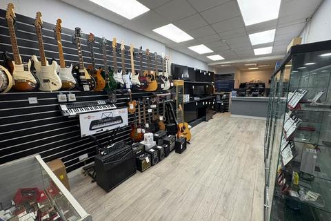 Retail property (high street) for sale, 63 Elm Row Edinburgh EH7 4AQ