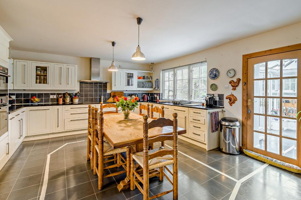 Large Kitchen