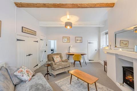 undefined, Grade I Listed Apartment in Hanseatic Quarter King's Lynn