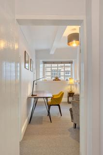 undefined, Grade I Listed Apartment in Hanseatic Quarter King's Lynn