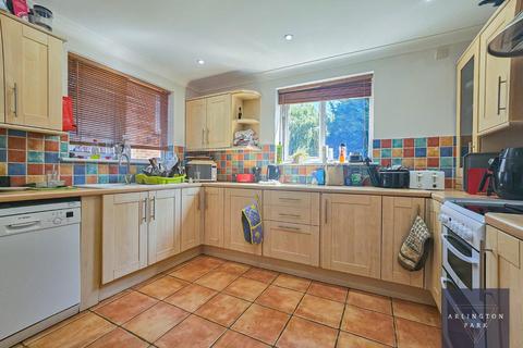 1 bedroom in a house share to rent, Milton Close, Norwich NR1