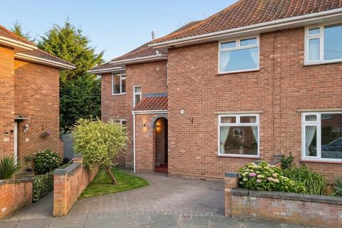 1 bedroom in a house share to rent, Milton Close, Norwich NR1