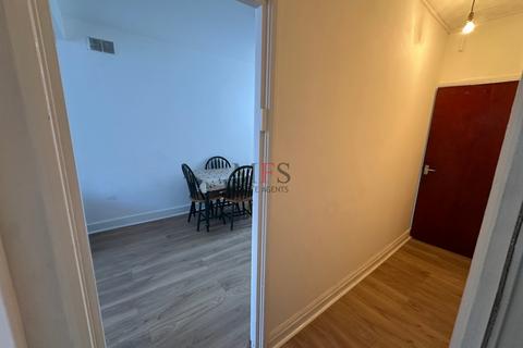 undefined, Waltham Road, Southall, UB2
