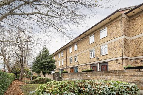 3 bedroom flat for sale, Kingsland Road, Hoxton, London, E2