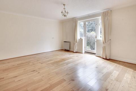 2 bedroom terraced house for sale, Alderbrook Court, West Wickham